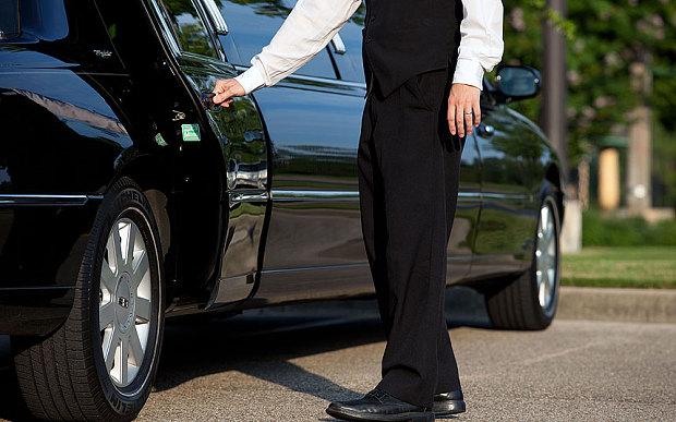 Metro Airport Limo Service in Detroit
